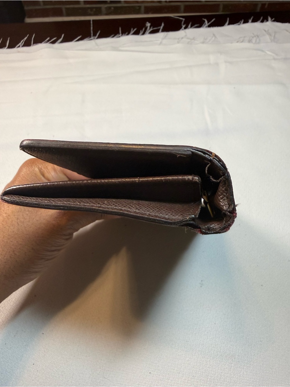 🏥LOUIS VUITTON ***Damaged***LV Brazza Long Wallet N60017 Damier Ebene Brown - Picture 5 of 12